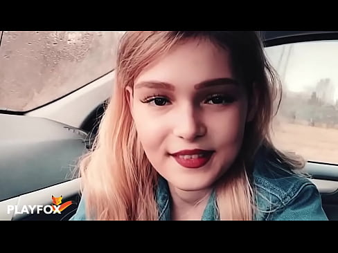 ❤️ Sexy neskak pozarren zurrupatzen du deskontu txartela Sexu bideoa gugan ❌